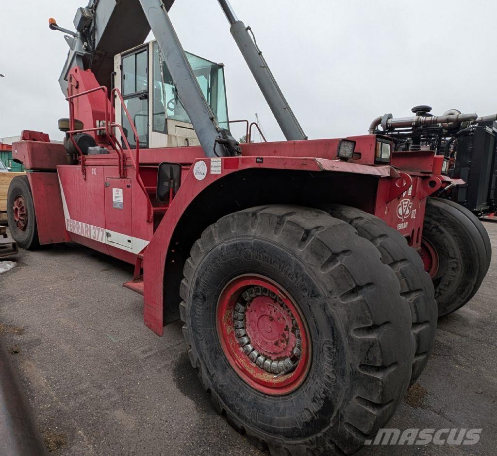 CVS Ferrari F377.5 PB Reachstackers