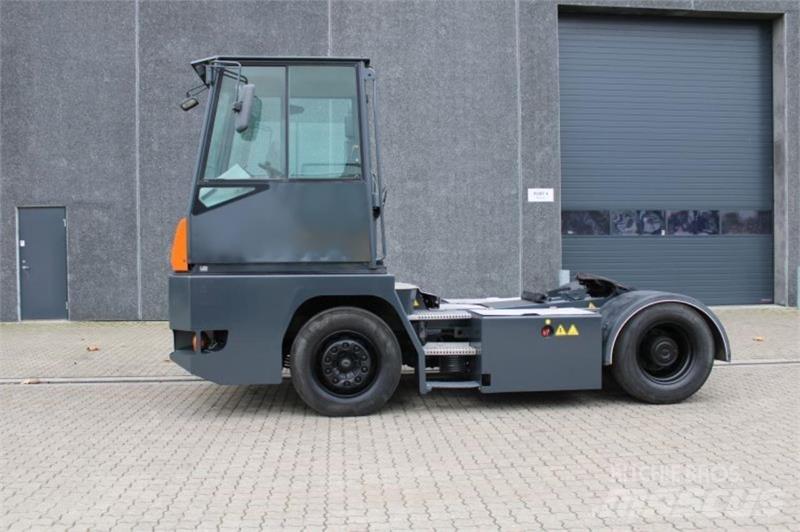 Mafi MT25 Terminal tractors