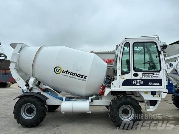 Fiori DB560T Concrete trucks