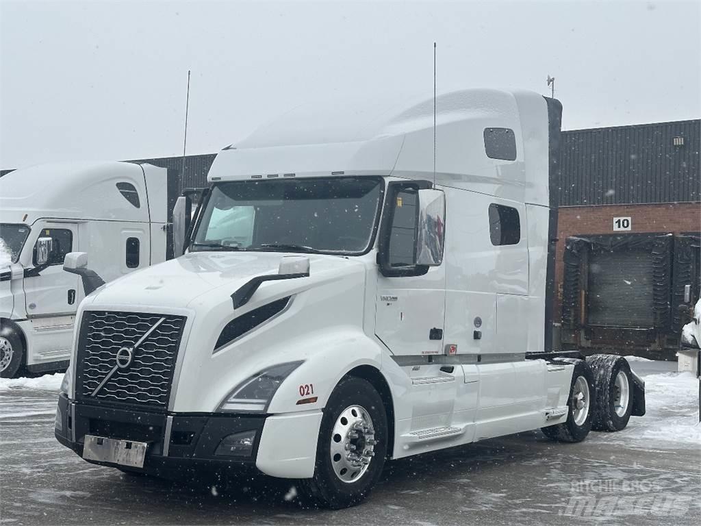 Volvo VNL760 Tractor Units