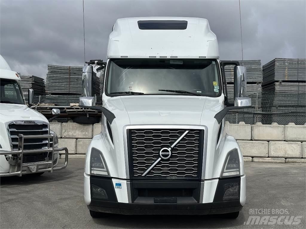 Volvo VNL760 Tractor Units