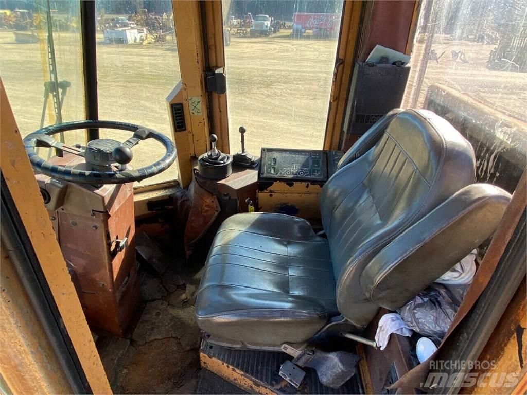 Case IH 921 Construction - Others