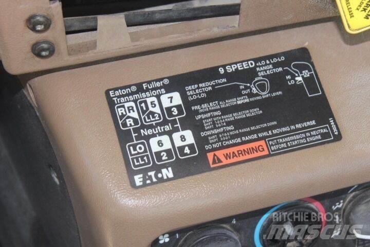 Mack CV513 Construction - Others