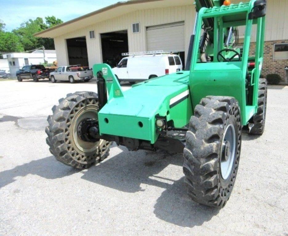 SkyTrak 6042 Construction - Others