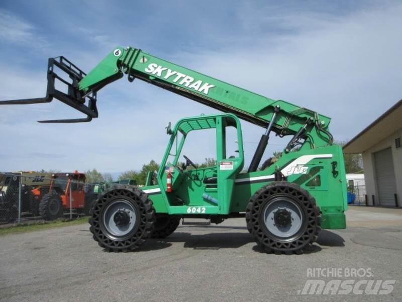 SkyTrak 6042 Construction - Others