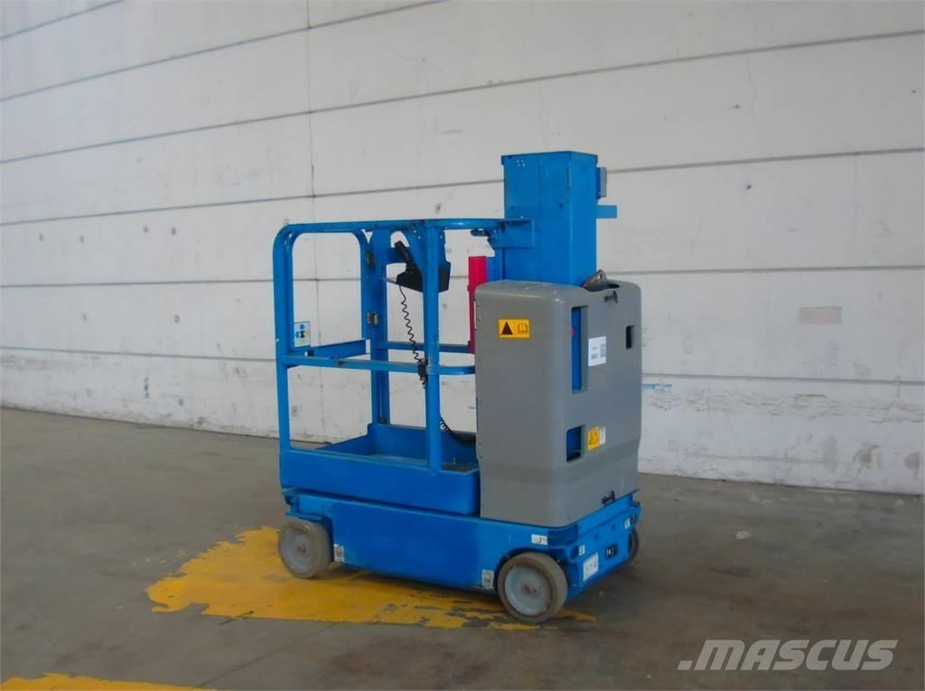 Genie GRC12 Vertical mast lifts