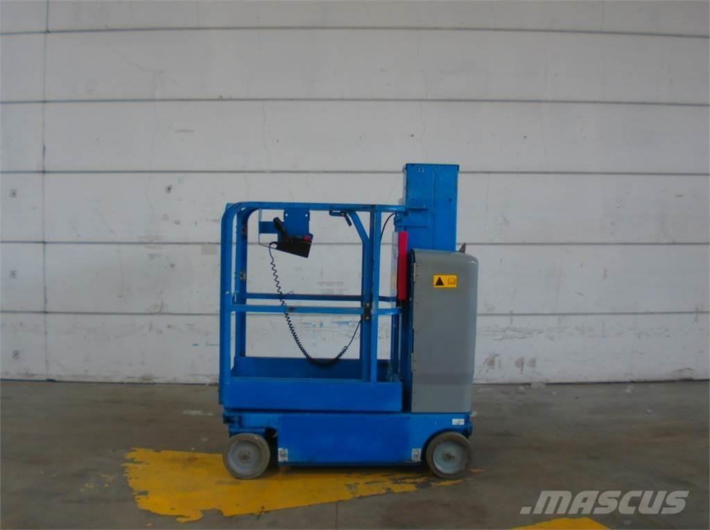 Genie GRC12 Vertical mast lifts