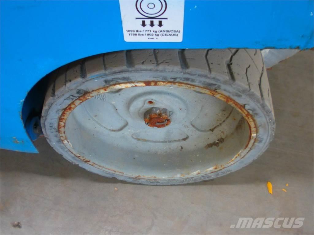 Genie GS2032 Scissor lifts
