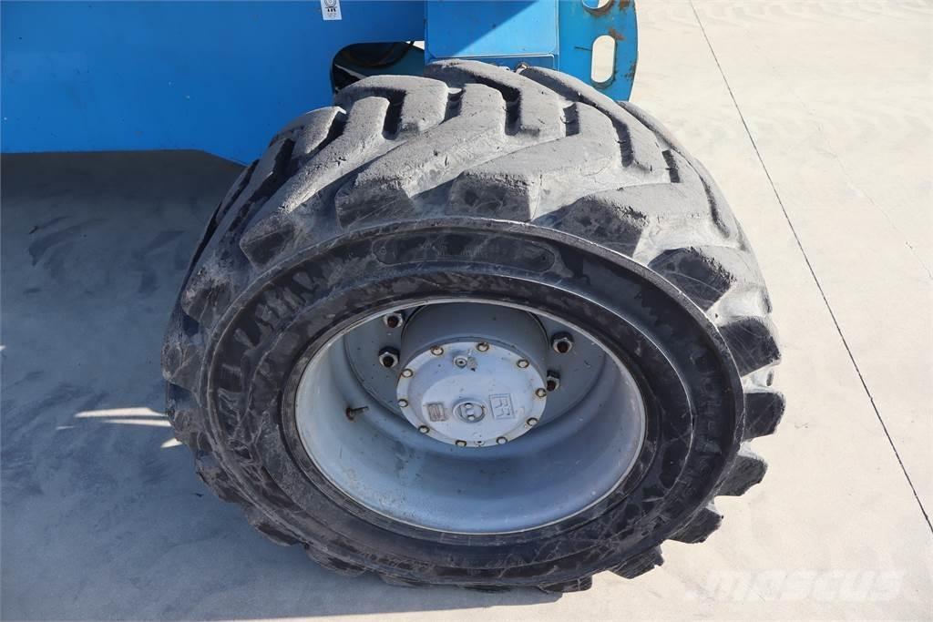 Genie S105 Telescopic boom lifts