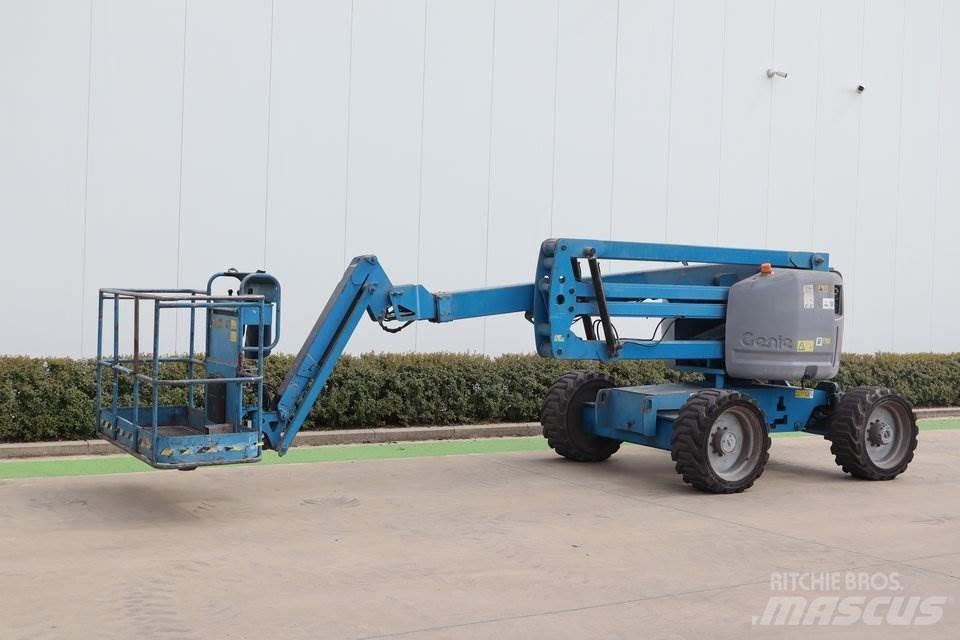 Genie Z51-30JRT Articulated boom lifts