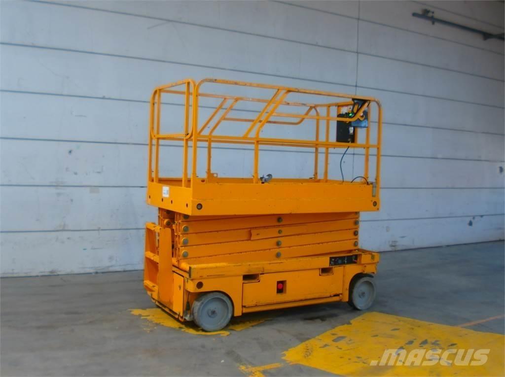 Haulotte Compact 12 Scissor lifts