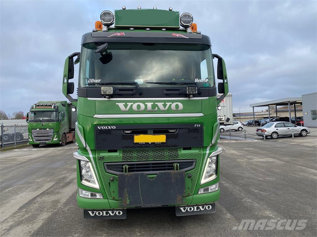 Volvo FH 8x4 Crane trucks