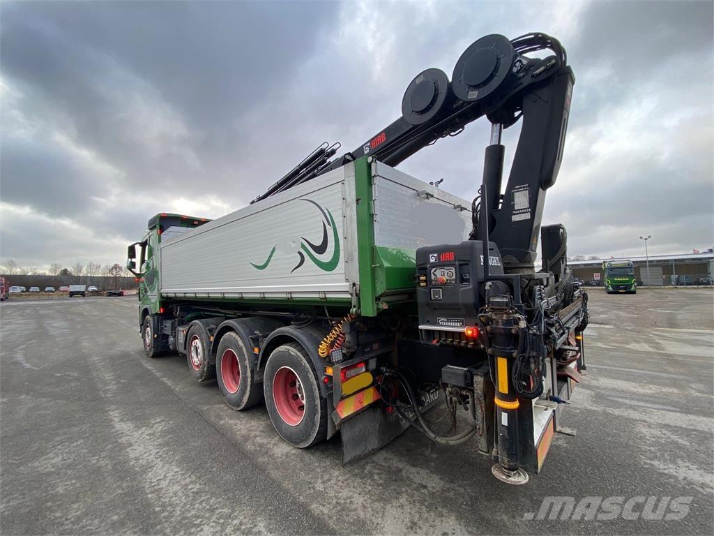 Volvo FH 8x4 Crane trucks