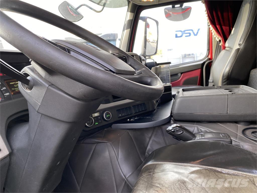 Volvo FM500 Cable lift demountable trucks