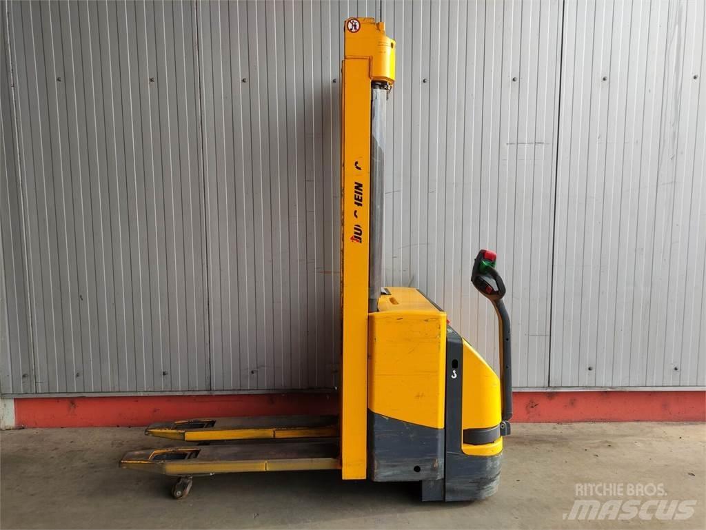 Jungheinrich EJCZ16 Pedestrian stacker
