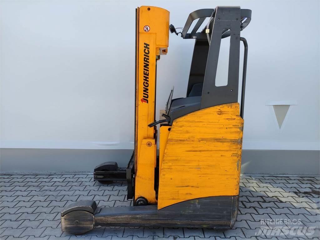 Jungheinrich ETV 116 Reach trucks