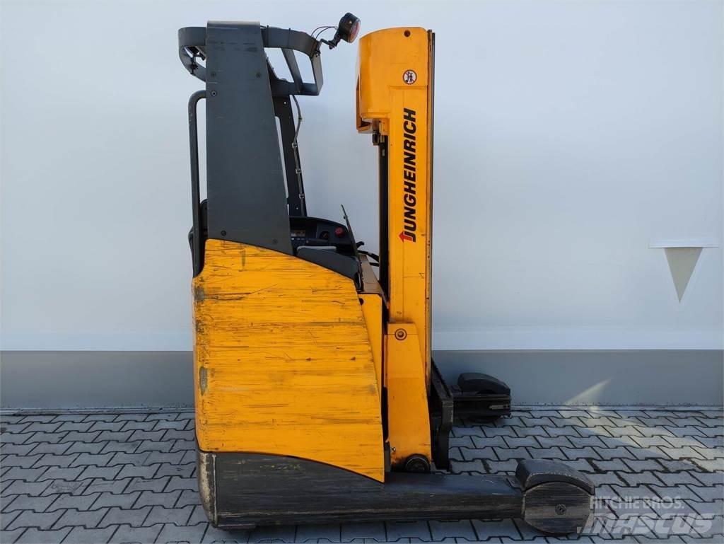Jungheinrich ETV 116 Reach trucks