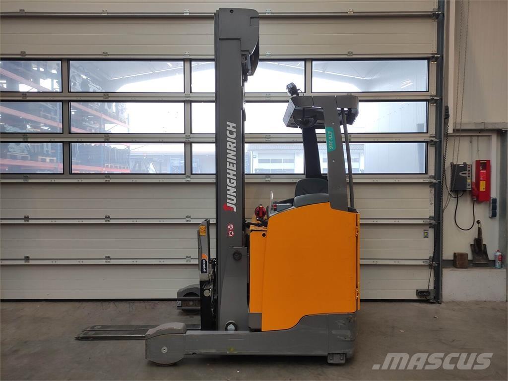 Jungheinrich ETV 216 Reach trucks