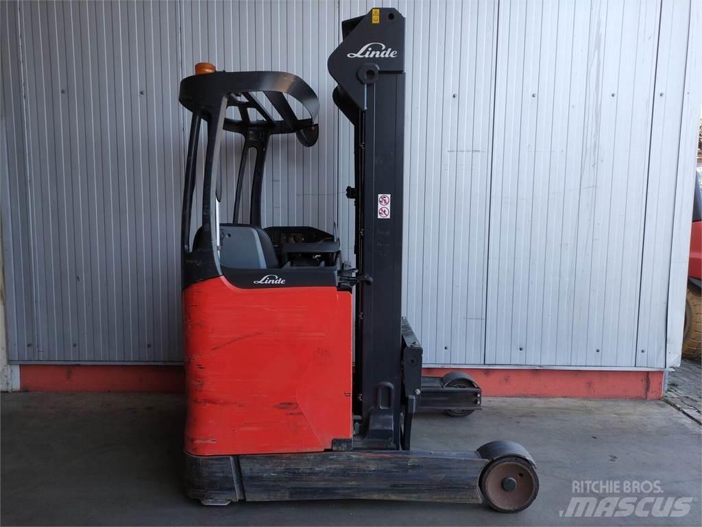 Linde R16-01-112 Reach trucks
