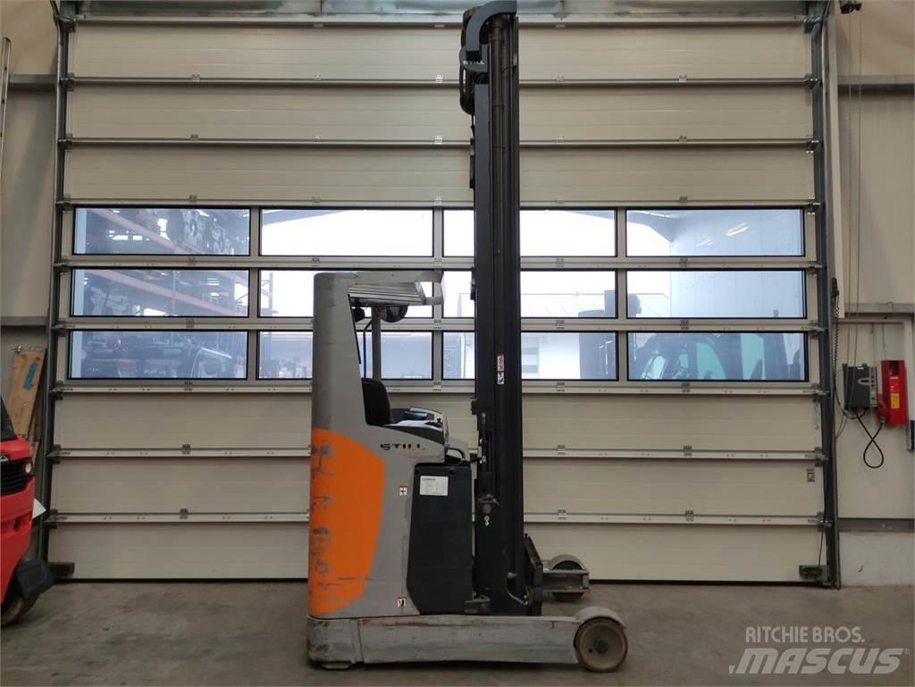 Still FM-X-17 Reach trucks