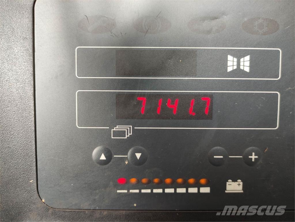 Still FM20 Reach trucks