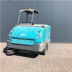  Veegmachine Tennant S30