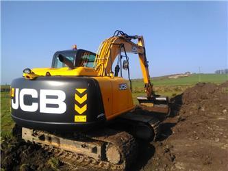 JCB JS 130