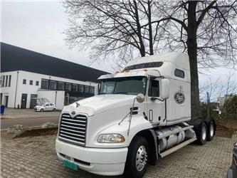 Mack Vision CX 613