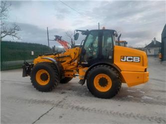 JCB TM420