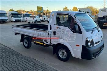 Kia K2700
