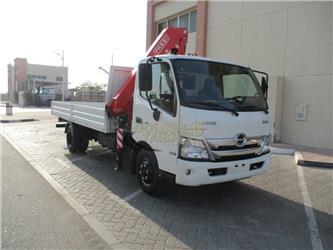 Hino 916