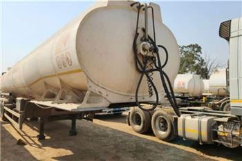 Afrit TRI AXLE 50000L