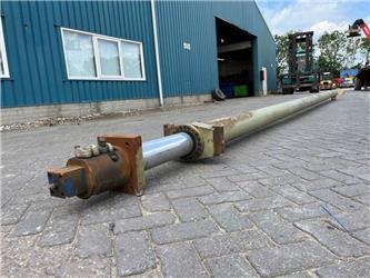 Terex TFC45 BOOM CYLINDER