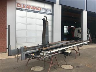 VDL 21 Ton haakarmsysteem