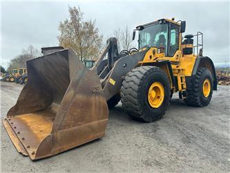Volvo L 220 F