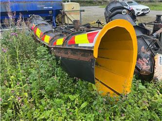 Tellefsdal K-70 snow plow
