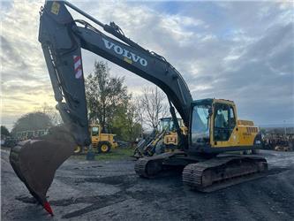 Volvo EC 240 B LC
