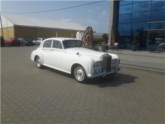  ROLLS-ROYCE Silver Cloud