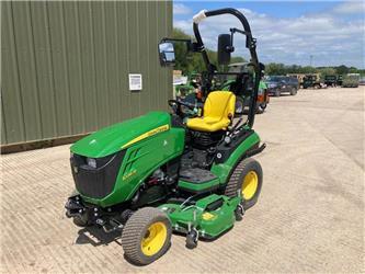 John Deere 1026R