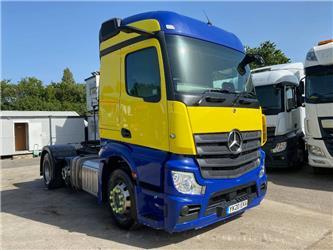 Mercedes-Benz Actros 2445