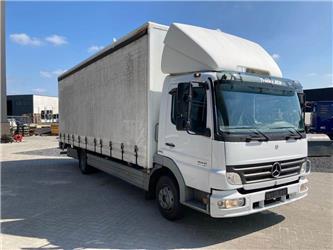 Mercedes-Benz Atego 818