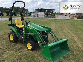 John Deere 1023E