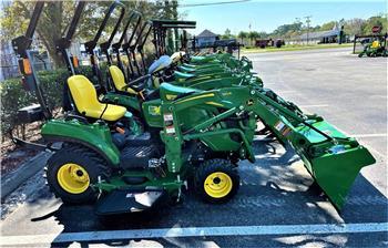 John Deere 1023E