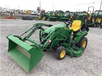 John Deere 1023E