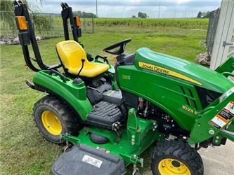 John Deere 1023E