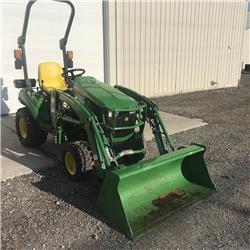 John Deere 1023E