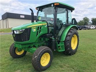 John Deere 5055E