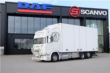 Scania R 580 6x2*4 Limetec skåpbil