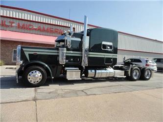Peterbilt 389