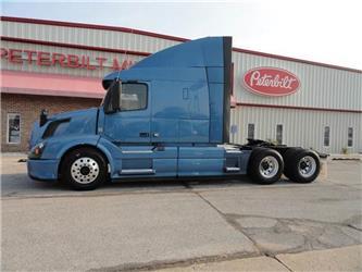 Volvo VNL64T630